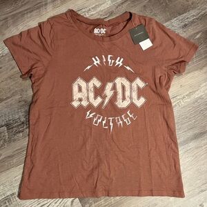 Womens AC/DC High Voltage graphic t shirt size XL NWT